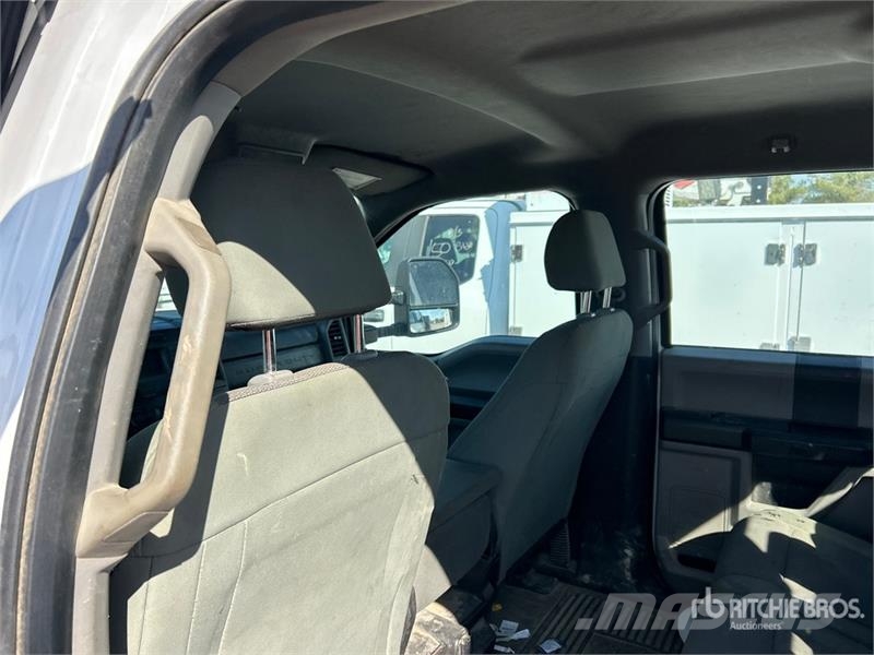 Ford F-350 Lava-kuorma-autot