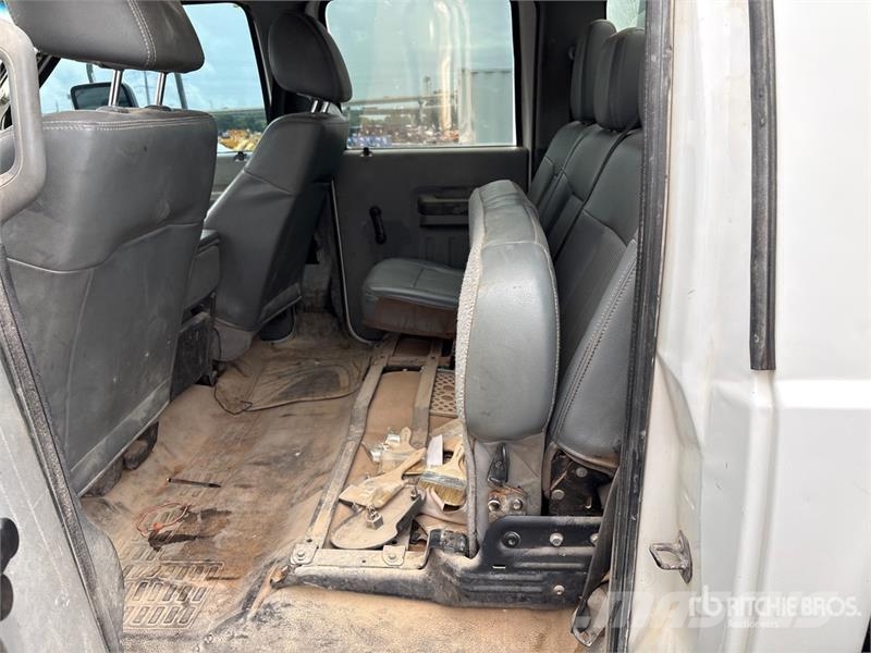 Ford F-350 Camiões estrado/caixa aberta