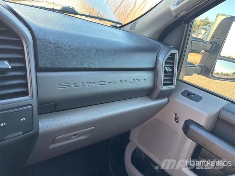 Ford F-350 ピックアップ／ドロップサイド