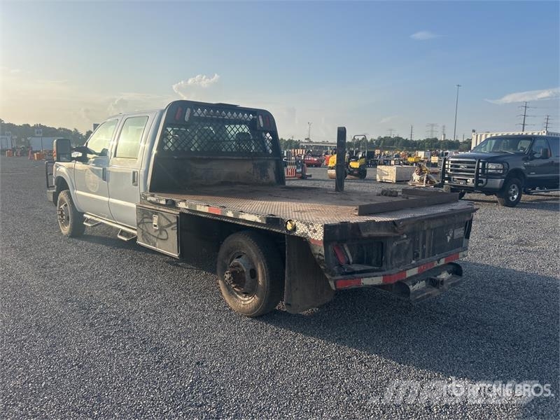 Ford F-350 Camiões estrado/caixa aberta