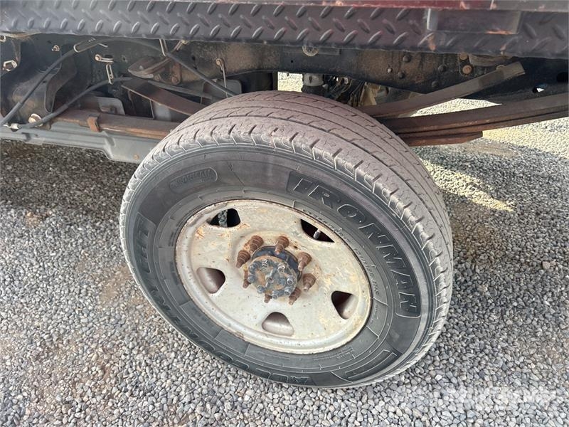 Ford F-350 Pritschenwagen/Pritschenwagen mit Seitenklappe
