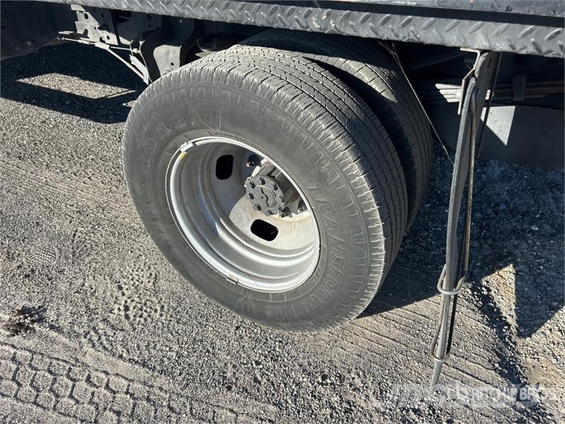 Ford F-350 Platformas/izkraušana no sāniem