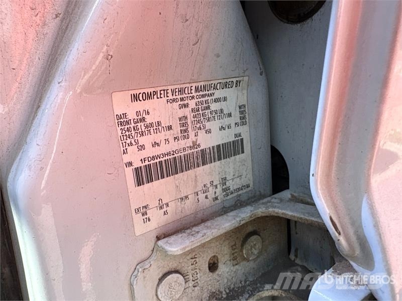 Ford F-350 Kabiny i wnętrze