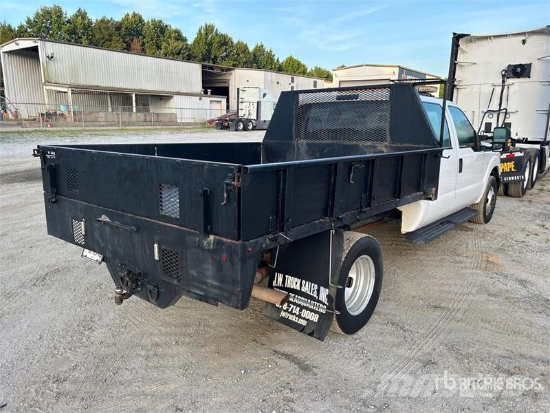 Ford F-350 Flatbed / Dropside trucks