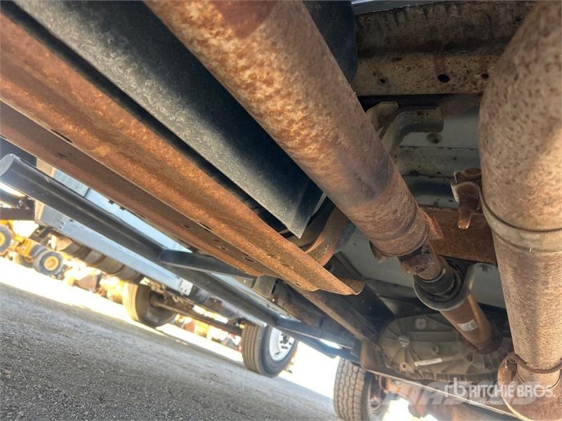 Ford F-350 Camiones de cama baja