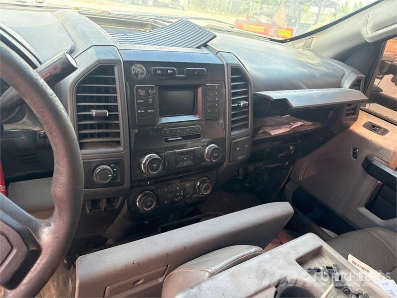 Ford F-350 Camiones de cama baja