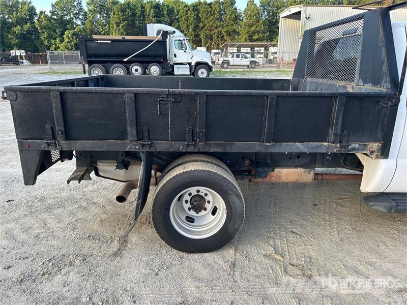 Ford F-350 Flatbed / Dropside trucks