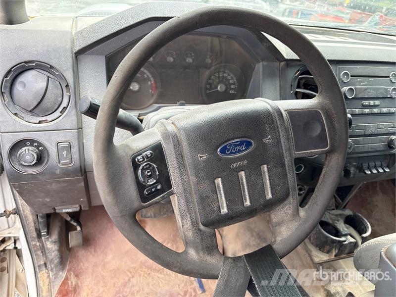 Ford F-350 Camiões estrado/caixa aberta