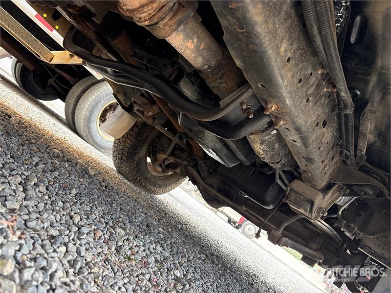 Ford F-350 Truck mounted platforms