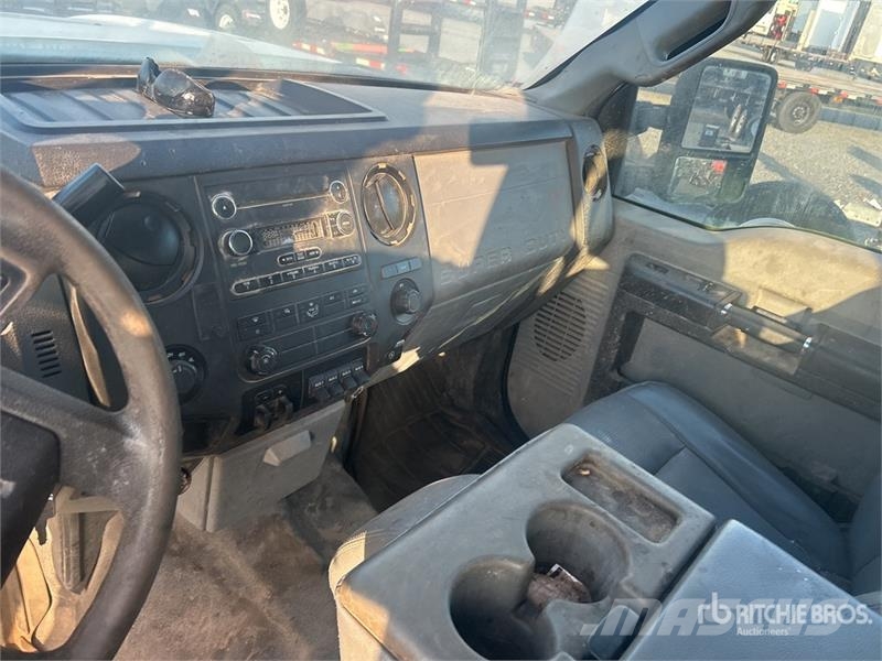 Ford F-350 Camiões estrado/caixa aberta