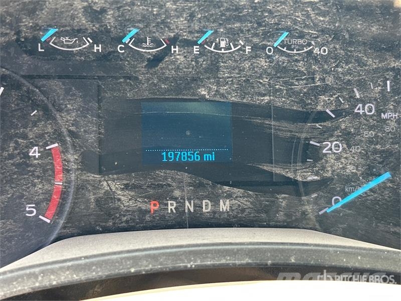 Ford F-350 플랫베드/드롭사이드 트럭