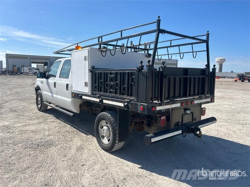Ford F-350 Camiones de cama baja