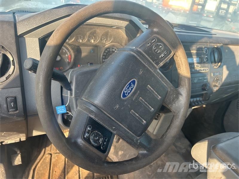 Ford F-350 Camiões estrado/caixa aberta