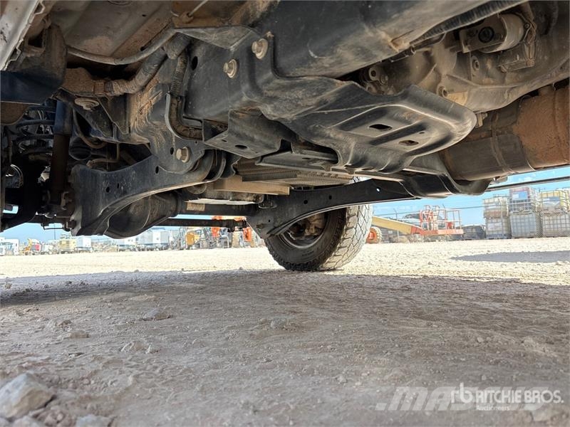 Ford F-350 Kamioni sa otvorenim sandukom