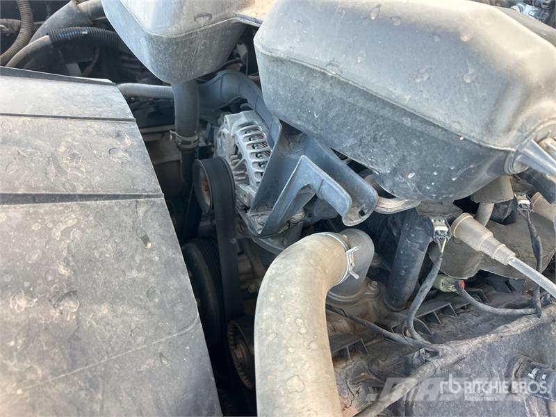Ford F-350 شاحنات مسطحة/مفصلية الجوانب
