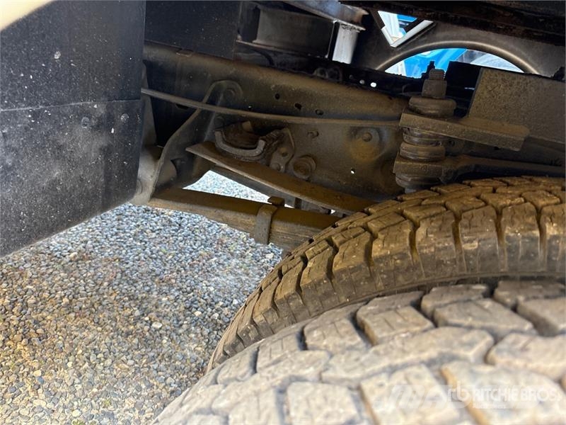 Ford F-350 Truck mounted platforms