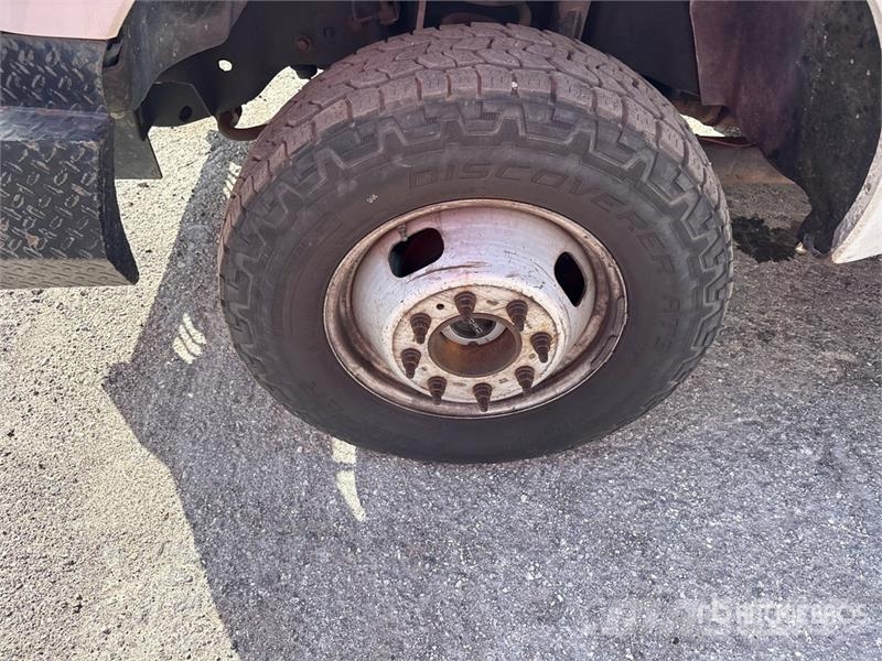 Ford F-350 Kabiny i wnętrze