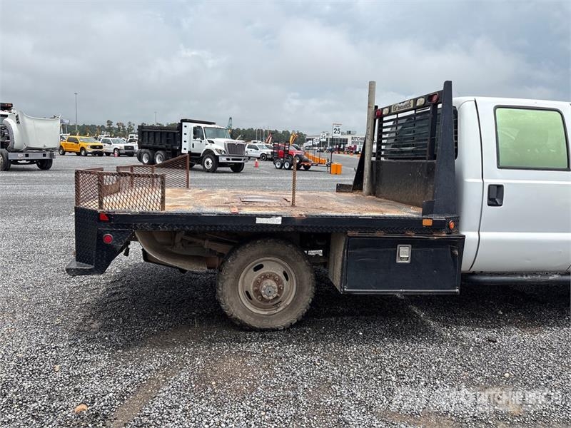 Ford F-350 Camiões estrado/caixa aberta