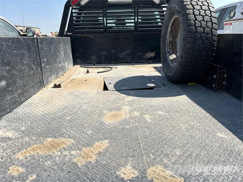 Ford F-350 플랫베드/드롭사이드 트럭