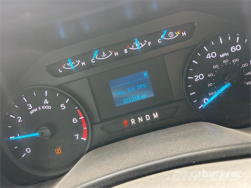 Ford F-350 시립/다목적 차량