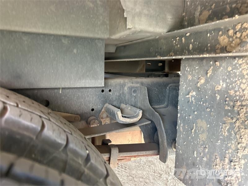Ford F-350 4x2 Crew Cab Utility Truck Пікапи / Бічне розвантаження