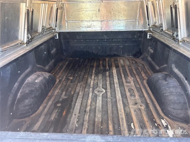 Ford F-350 4x2 Crew Cab Pickup その他