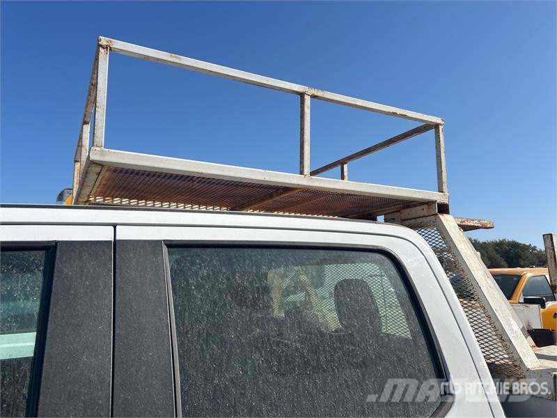 Ford F-350 4x2 Crew Cab Utility Truck Пікапи / Бічне розвантаження