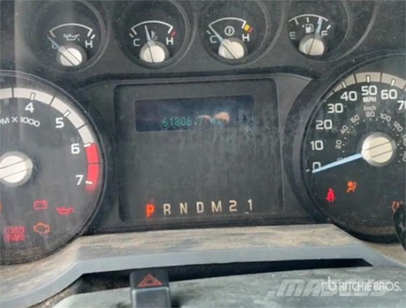 Ford F-350 4x2 Crew Cab Pickup 기타