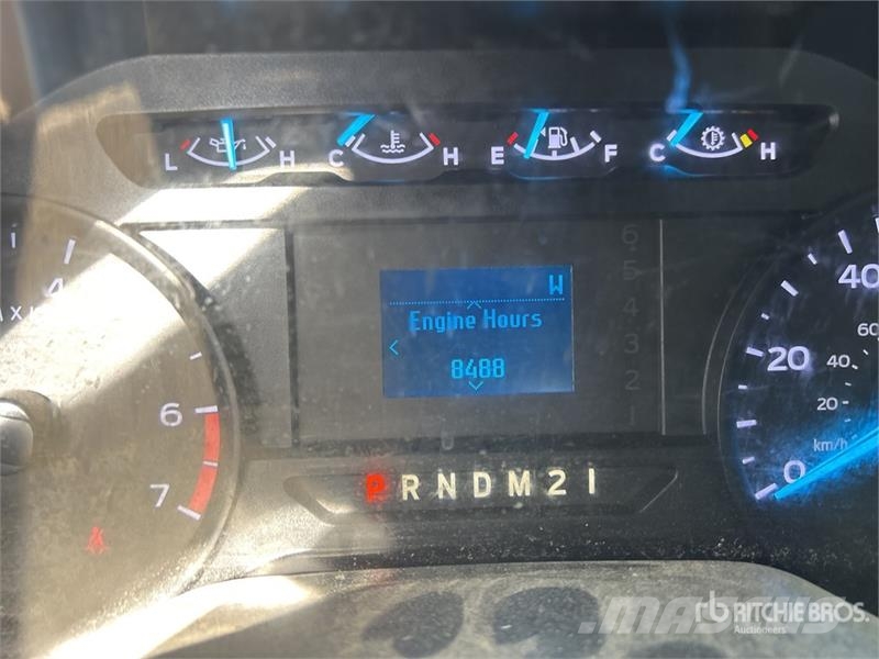 Ford F-350 4x2 Crew Cab Utility Truck Пікапи / Бічне розвантаження