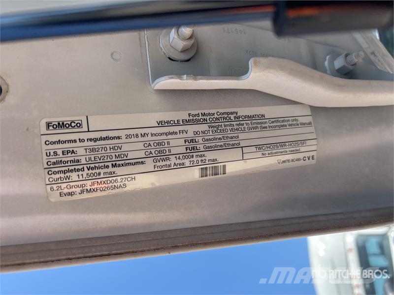 Ford F-350 4x2 Crew Cab Utility Truck Pickup/Sideaflæsning