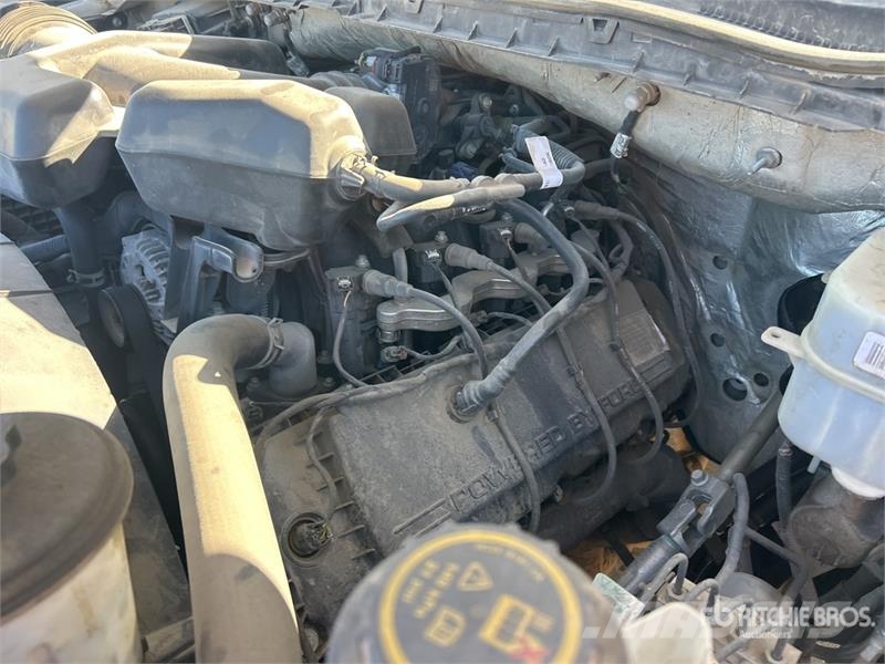 Ford F-350 4x2 Crew Cab Utility Truck Пікапи / Бічне розвантаження