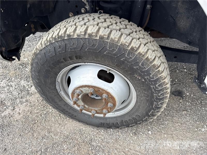 Ford F-350 4x4 Crew Cab Pickup Citi