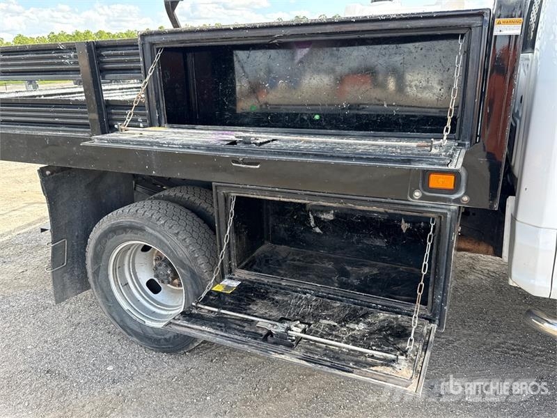Ford F-350 4x4 Crew Cab Pickup Citi