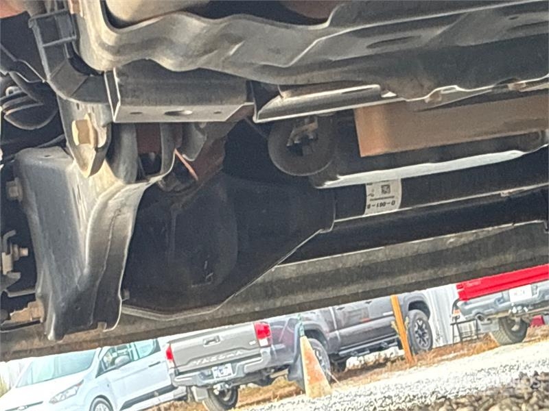 Ford F-350 4x4 Crew Cab Utility Truck Vieglais kravas automobilis/izkraušana no sāniem
