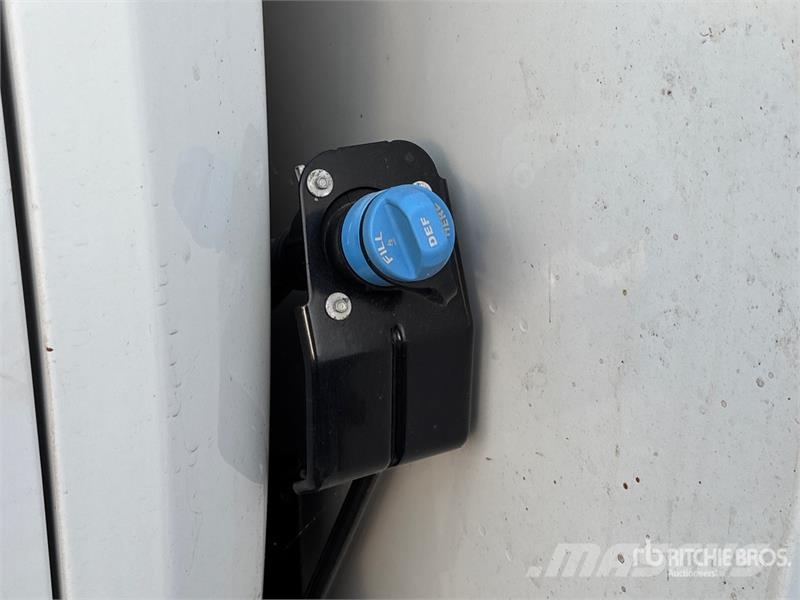 Ford F-350 4x4 Crew Cab Utility Truck Vieglais kravas automobilis/izkraušana no sāniem