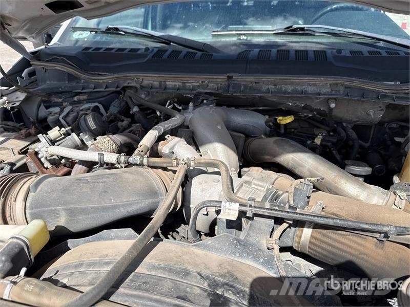 Ford F-350 4x4 Crew Cab Pickup Citi