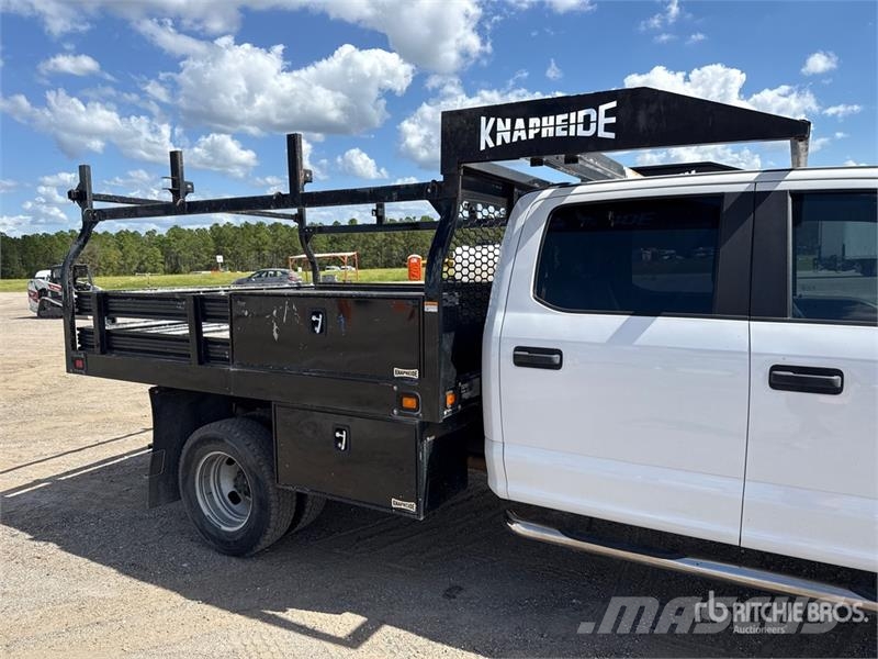 Ford F-350 4x4 Crew Cab Pickup Citi