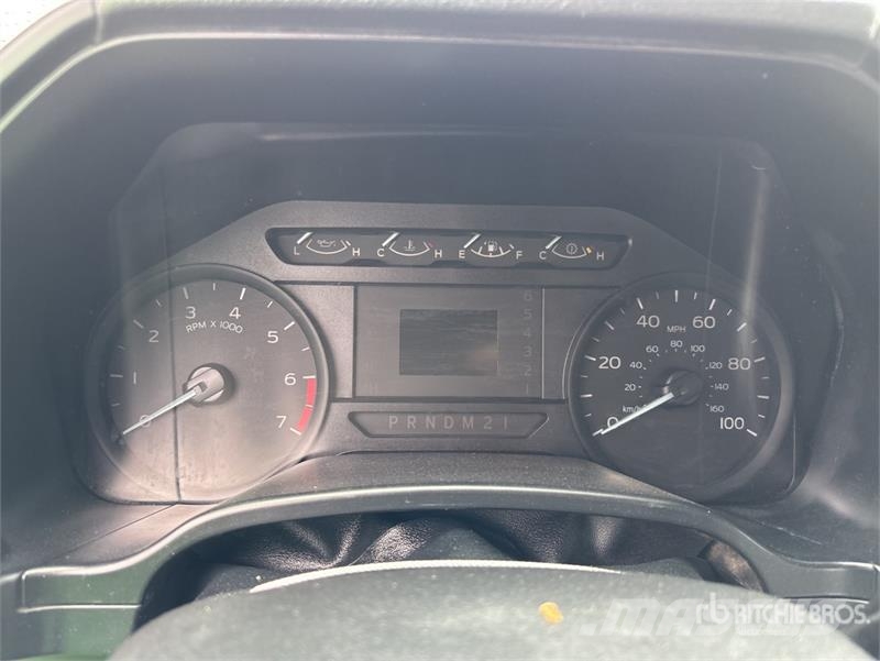 Ford F-350 4x4 Extended Cab Service Truck Komunalna vozila