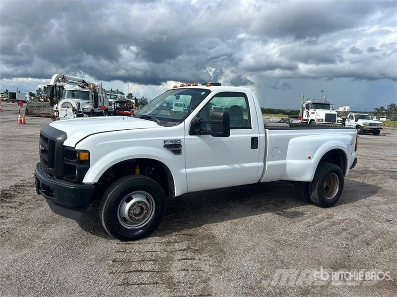 Ford F-350 4x4 Pickup Andere Transporter