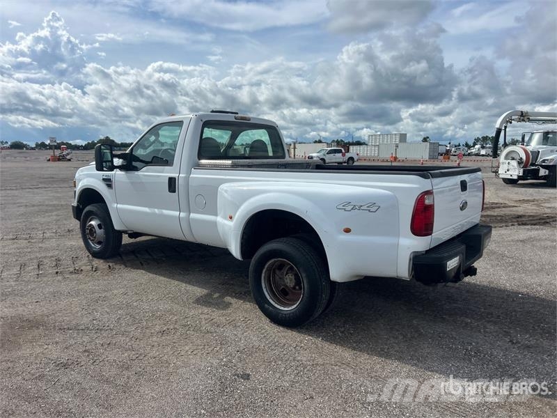 Ford F-350 4x4 Pickup Andere Transporter