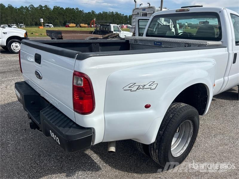 Ford F-350 4x4 Pickup Andere Transporter