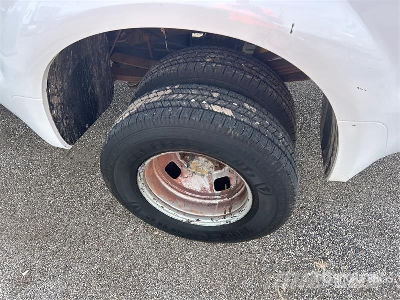 Ford F-350 4x4 Pickup Andere Transporter