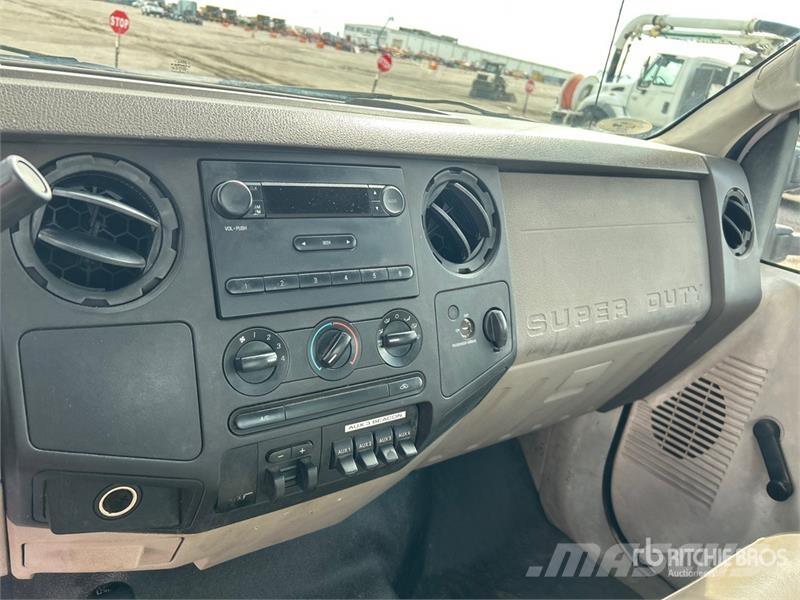 Ford F-350 4x4 Pickup Andere Transporter