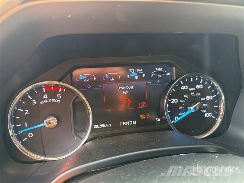 Ford F-350 Lariat 4x4 Crew Cab Pickup 其他