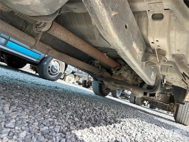 Ford F-350 XL 4x2 Crew Cab Pickup 其他