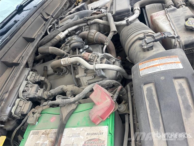 Ford F-350 XL 4x2 Crew Cab Pickup Other