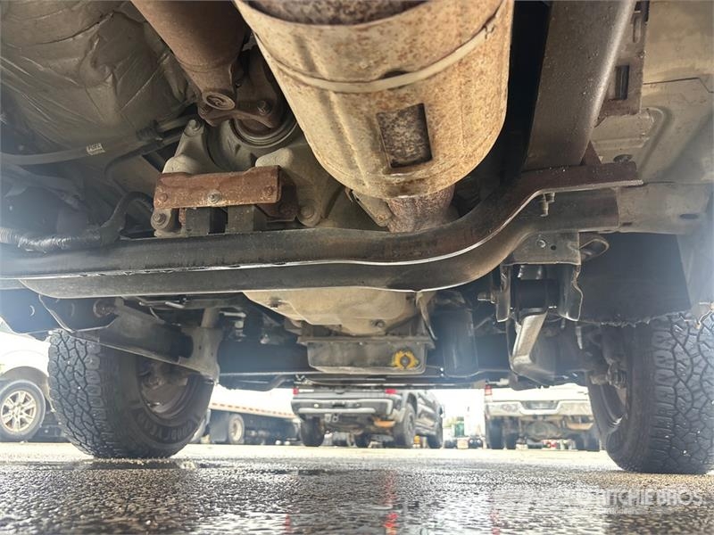 Ford F-350 XL 4x2 Crew Cab Pickup Other