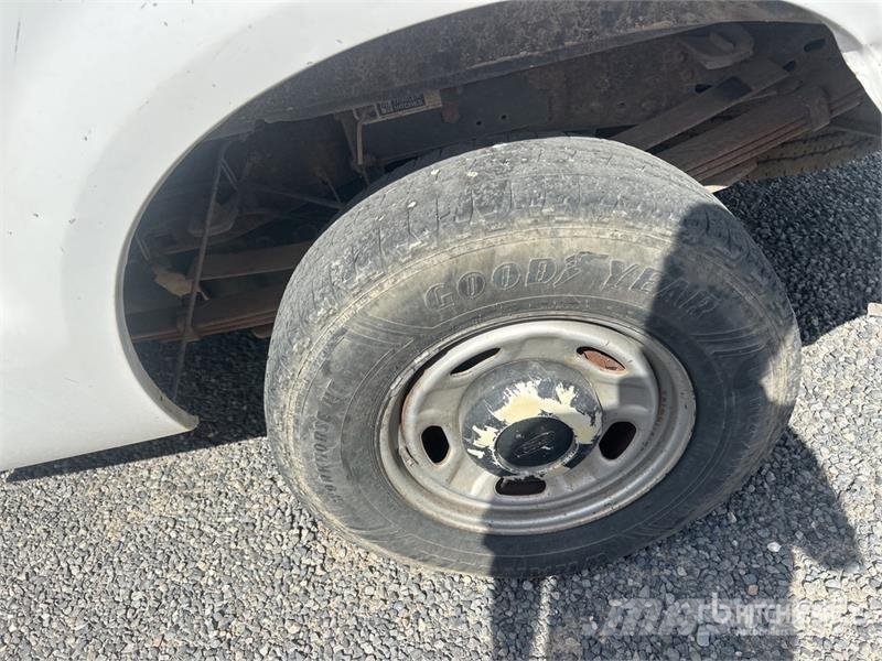 Ford F-350 XL 4x2 Crew Cab Pickup 其他