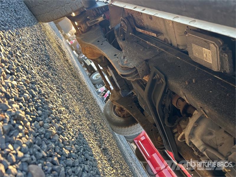 Ford F-350 XL 4x4 Crew Cab Pickup Andere Transporter