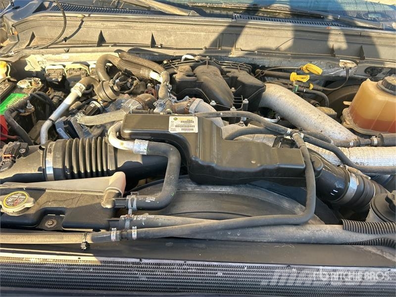 Ford F-350 XL 4x4 Crew Cab Pickup Andere Transporter